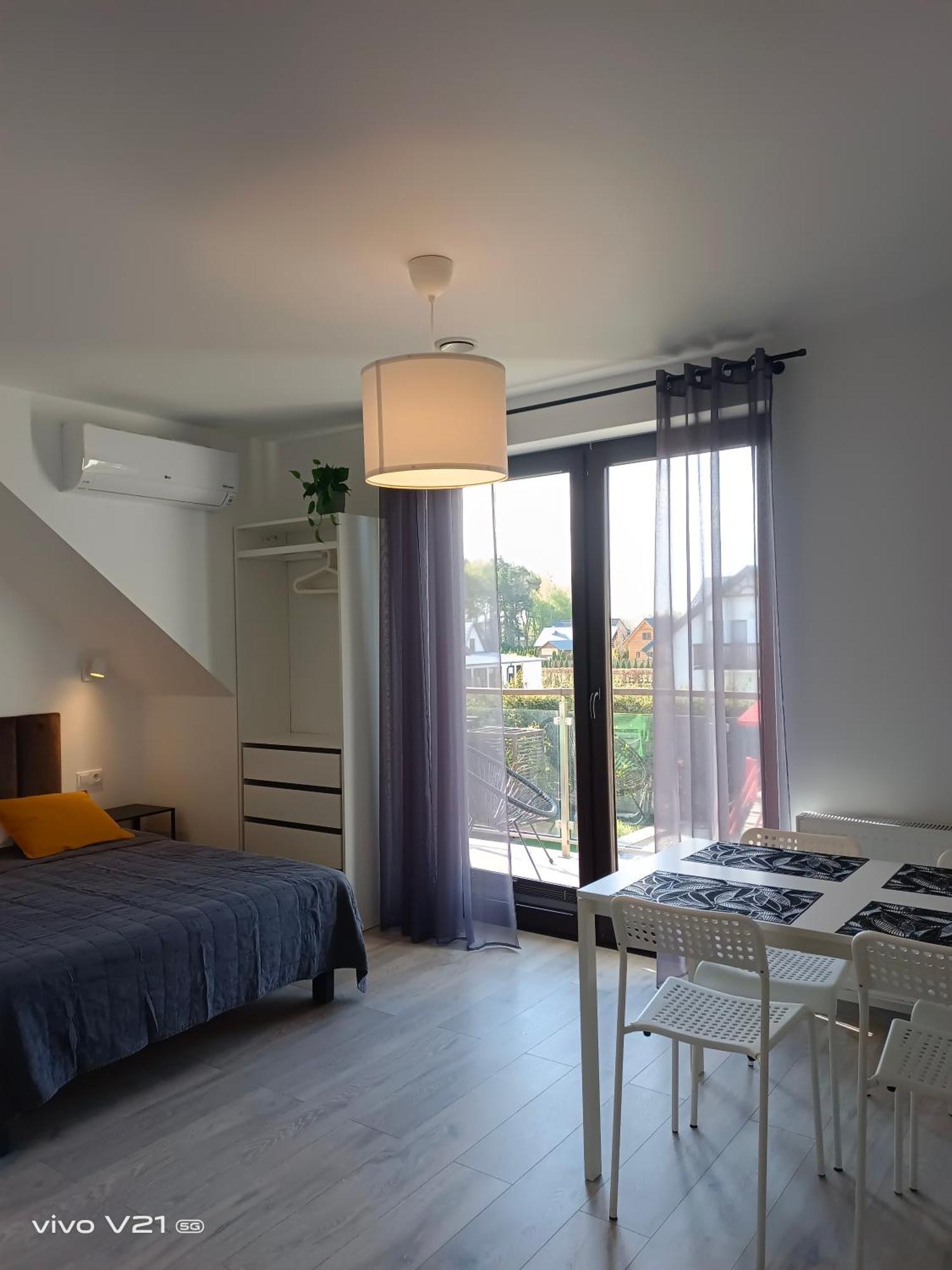 Villa Cork Дебки Екстериор снимка