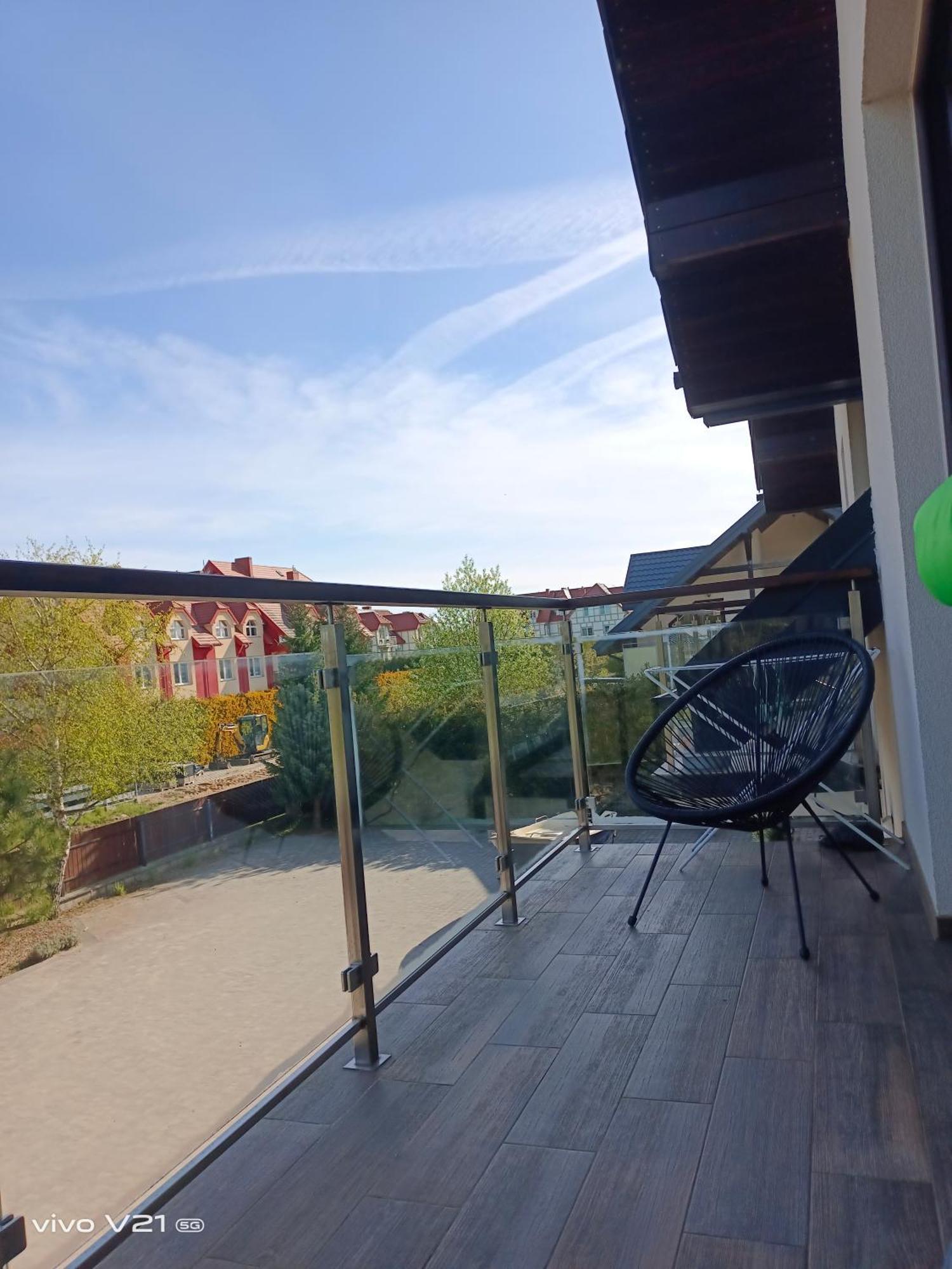 Villa Cork Дебки Екстериор снимка